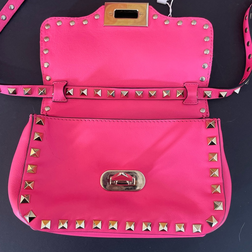 Authenticated Valentino Small Rockstud Crossbody … - image 4